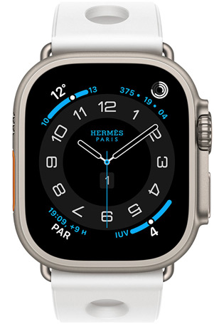 Apple Watch Hermès Ultra 3, cassa in titanio naturale, quadrante Hermès Circulaire, complicazioni: meteo, anelli Attività, ora di Parigi, Indice UV, cinturino Scub’H Diving color Blanc