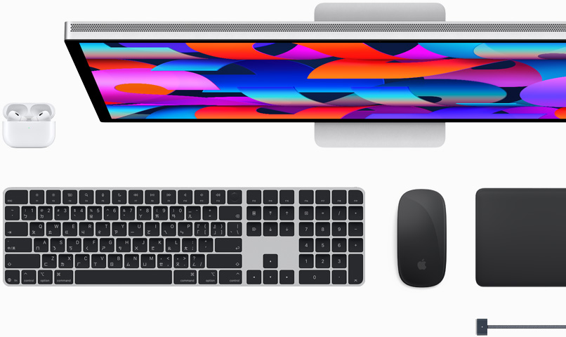 Mac 配件，包括 AirPods、Studio Display、巧控鍵盤，以及午夜色巧控滑鼠、巧控板、MagSafe 充電連接線