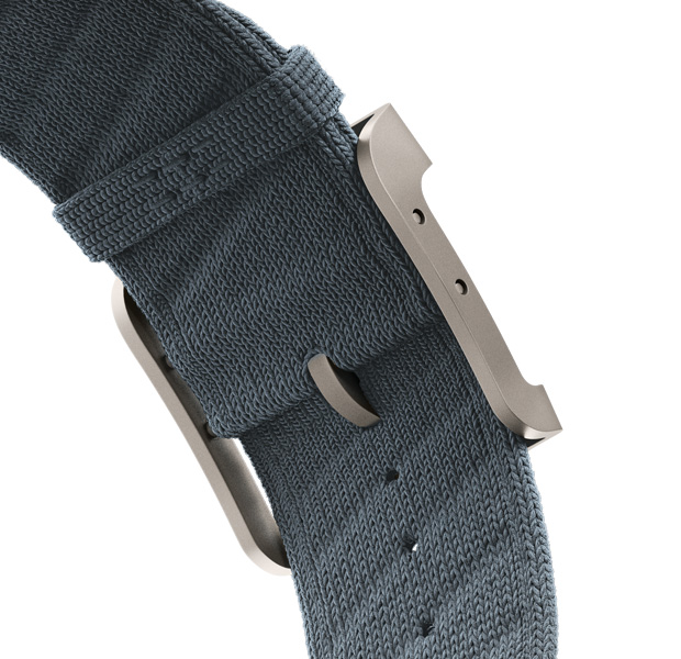 Apple Watch Hermès Ultra 3 En Mer strap, bleu gris/bleu glacier colour (blue grey with light grey diagonal textured stripes), knit polyamide yarn material, adjustment holes centred, natural colour titanium buckle