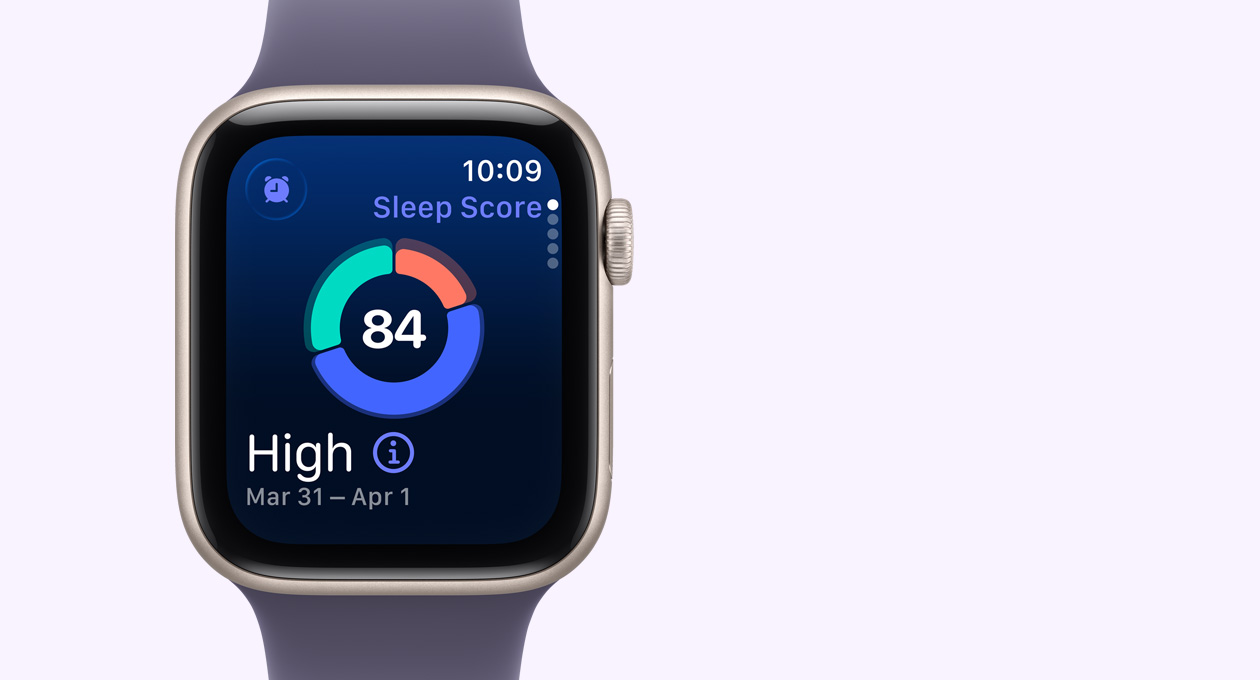 Apple Watch SE 3, aluminum case, starlight colour, screen shows sleep score circle graph, right side exterior, Digital Crown, Sport Band, purple fog colour