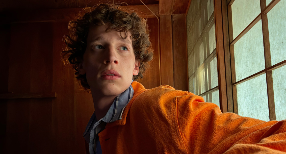 Bild på en person tagen med nattläge