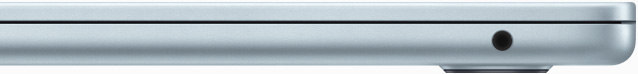 Côté droit du MacBook Air montrant la prise casque